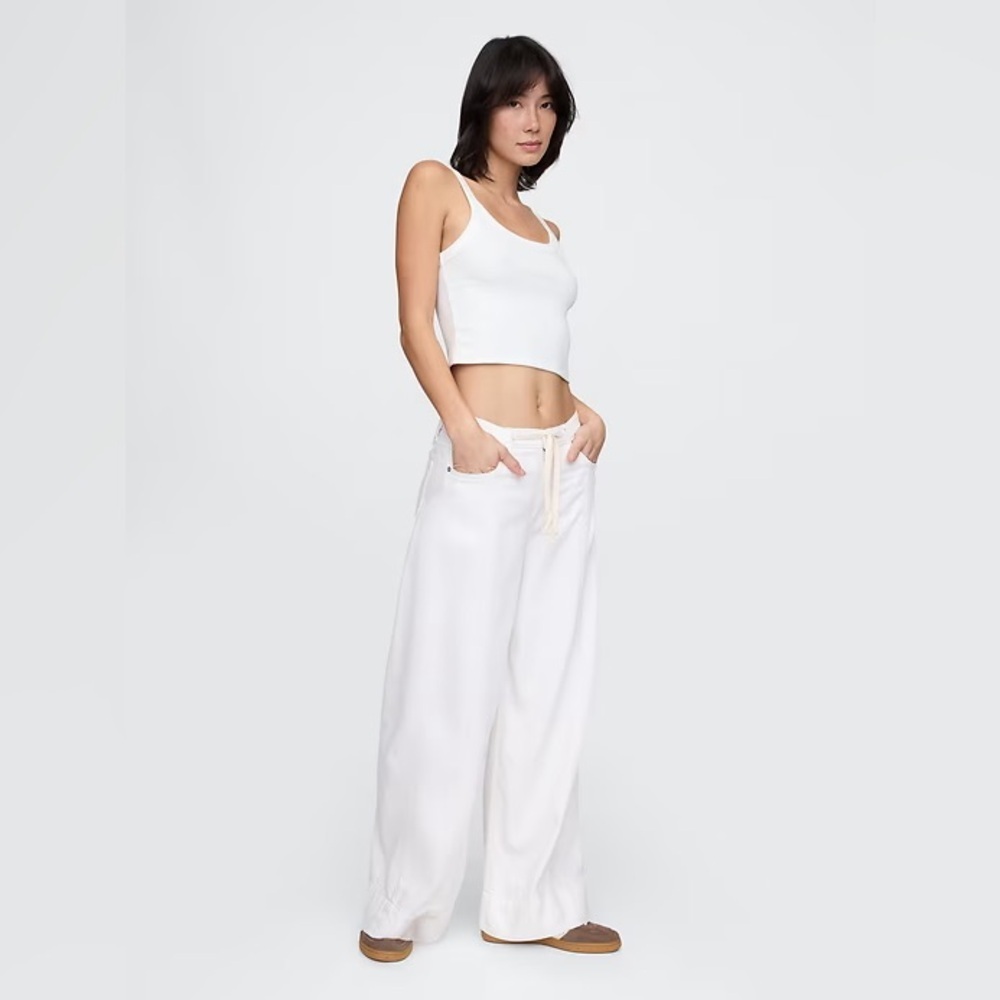 NWT! GAP White Mid Rise UltraSoft Baggy Jeans - 🩷 #744790